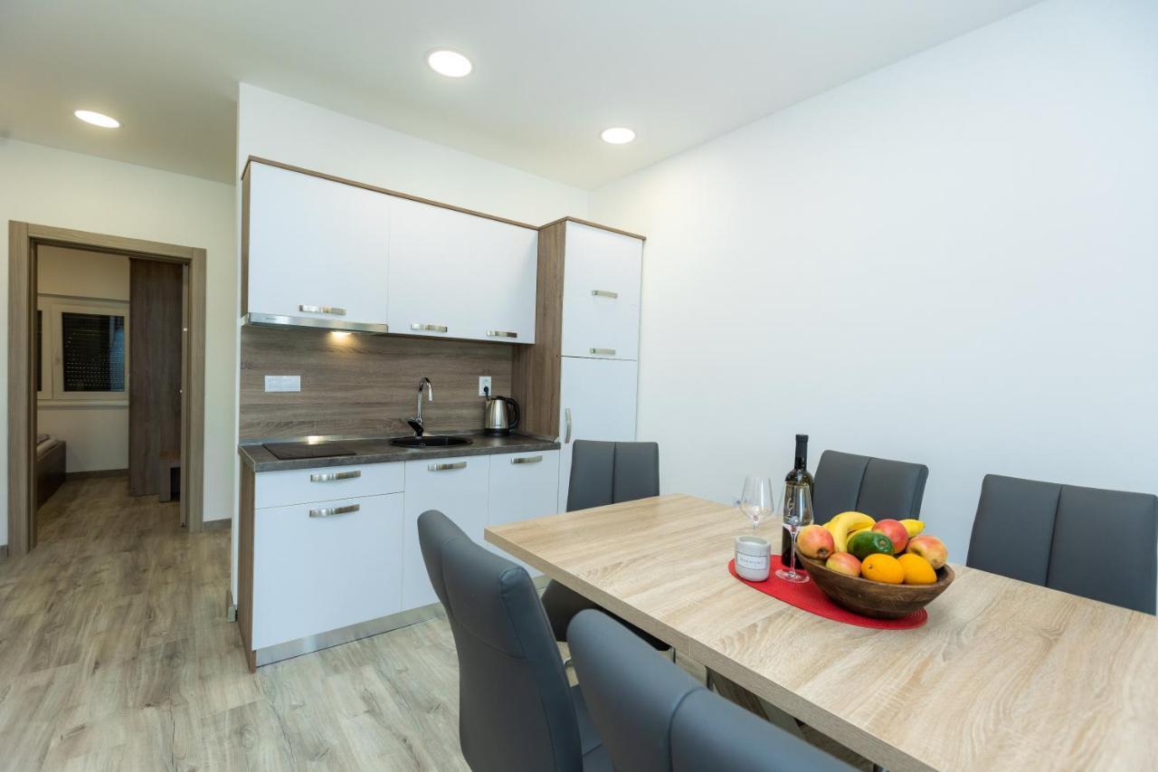 Apartments Maris Sveti Filip i Jakov Exteriér fotografie