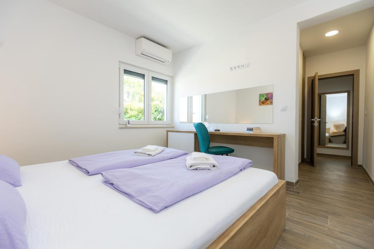 Apartments Maris Sveti Filip i Jakov Exteriér fotografie