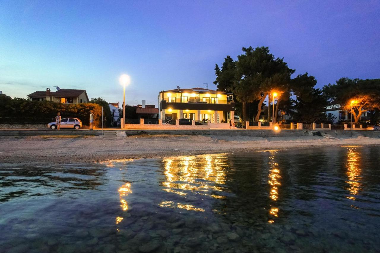 Apartments Maris Sveti Filip i Jakov Exteriér fotografie